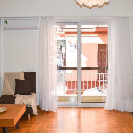 Spacious Modern Apartment In Pagkrati Athens Luaran gambar