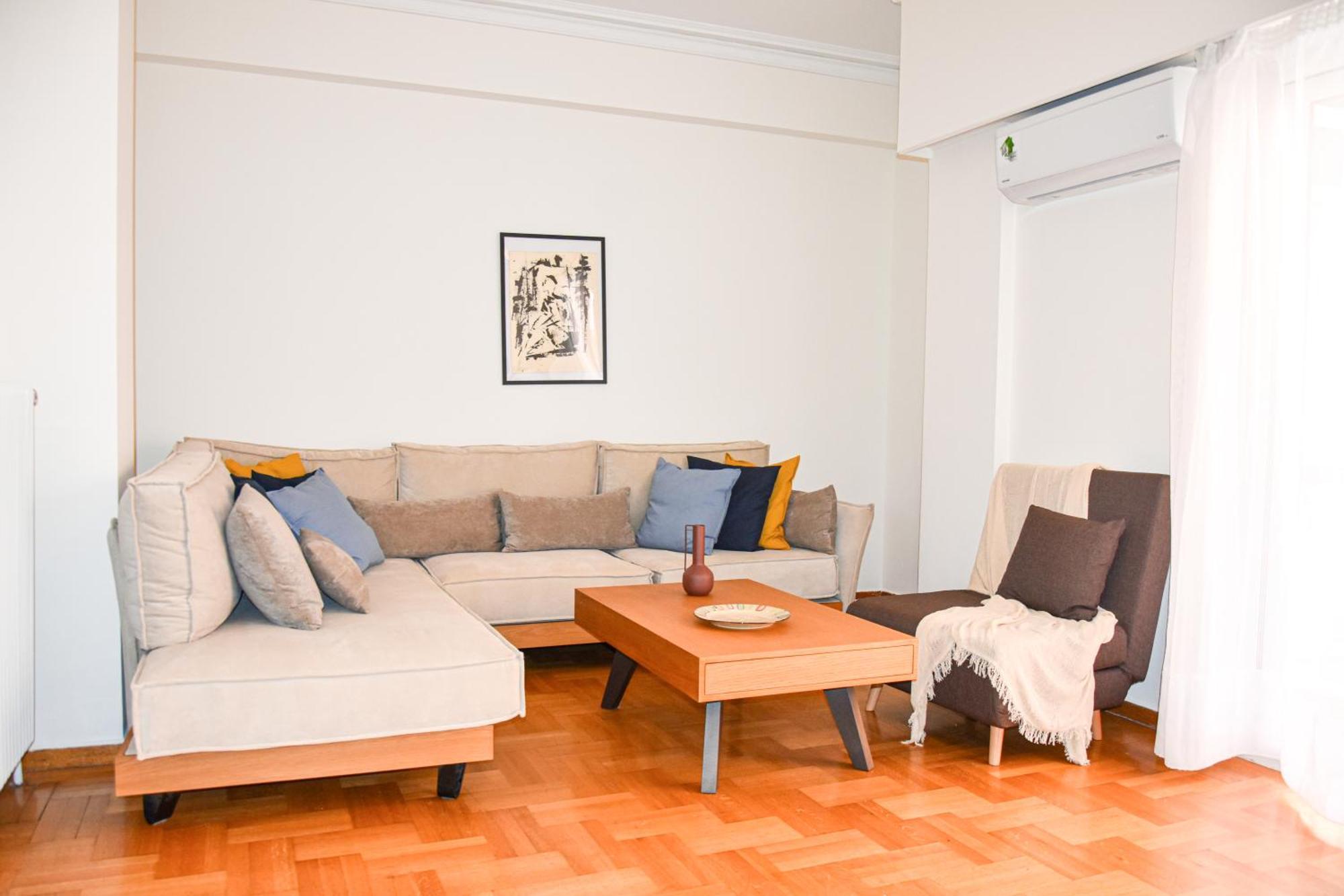 Spacious Modern Apartment In Pagkrati Athens Luaran gambar
