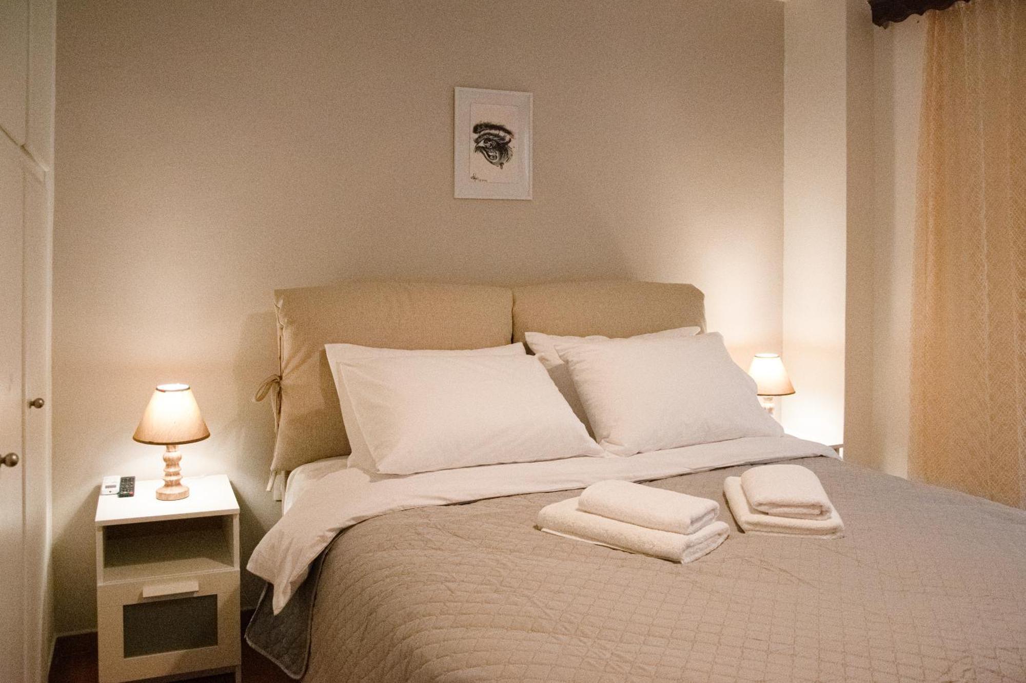 Spacious Modern Apartment In Pagkrati Athens Luaran gambar